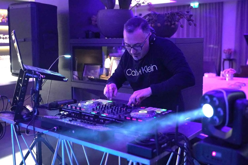 dj musica fetse private Lecce